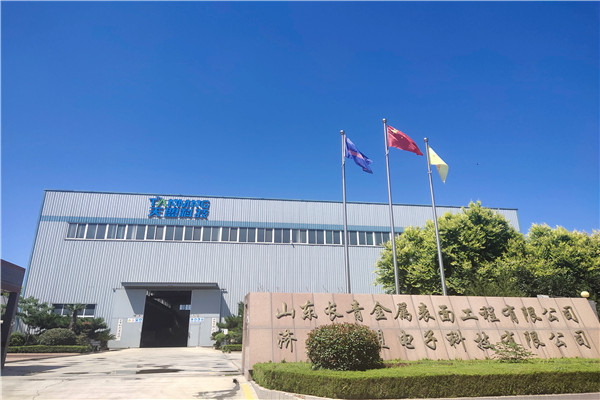 汽轮机叶轮现场喷涂.jpg 汽轮机叶轮现场喷涂.jpg